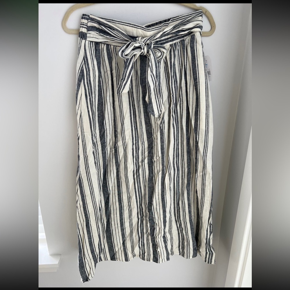 Midi Skirt.